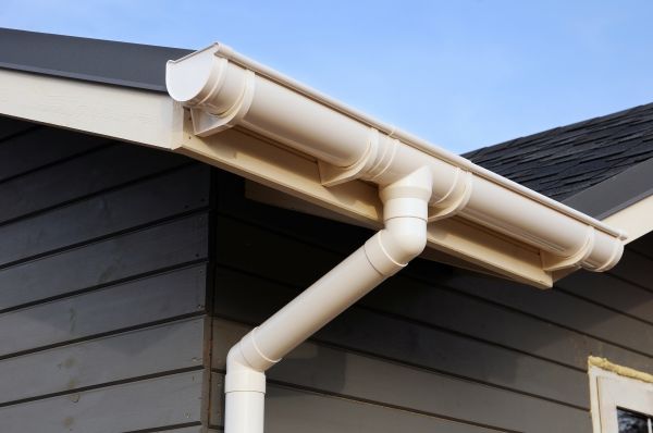 Cost of Roof Gutter Replacement in Brooklyn