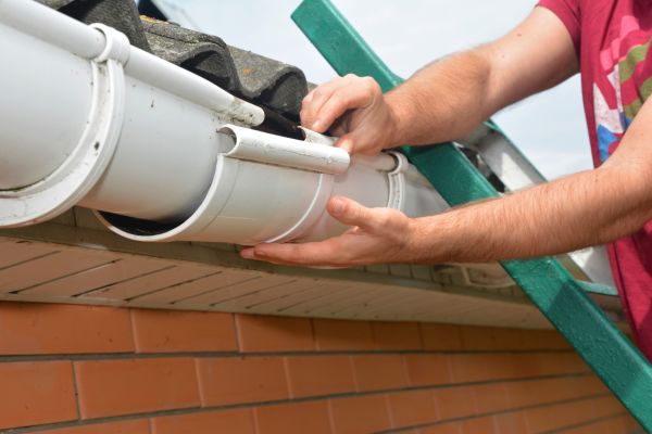 Cost of Large Gutter Repair in Brooklyn