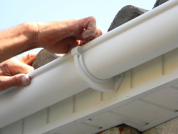 Cost of Plastic Gutter Repair in Brooklyn